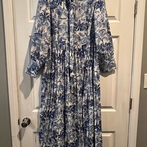 SHEIN Blue and White Long Sleeve Dress